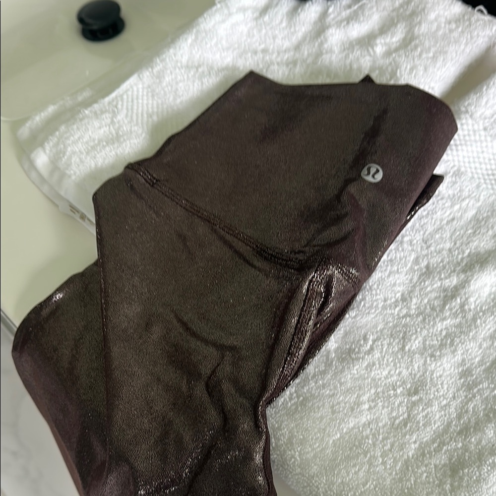 lululemon athletica Metallic Brown Leggings 25” - Picture 4 of 5